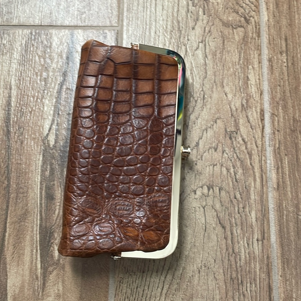 G.I.L.I. Brown Genuine Crocodile Leather women’s clutch / wallet brand new!